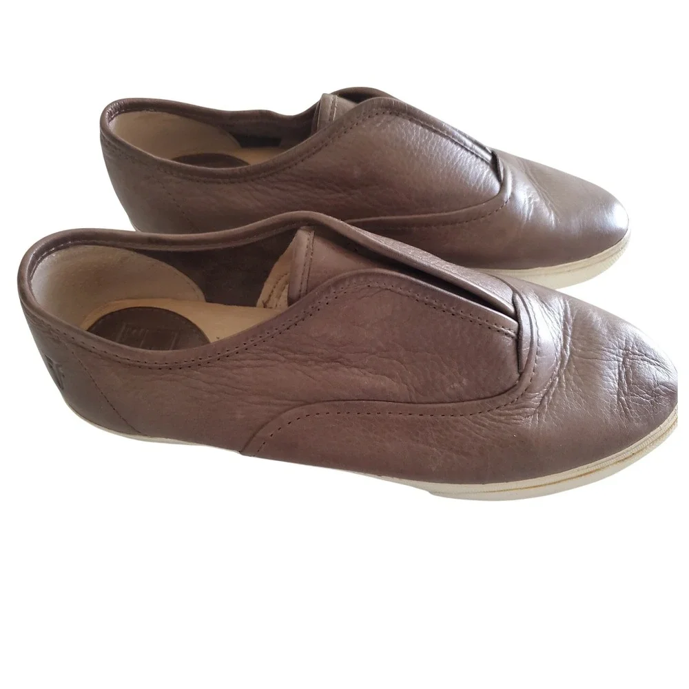 Frye Melanie Slip On Sneakers Brown‎ Pebbled Leather Womens 7.5 M 3471116-GRY
